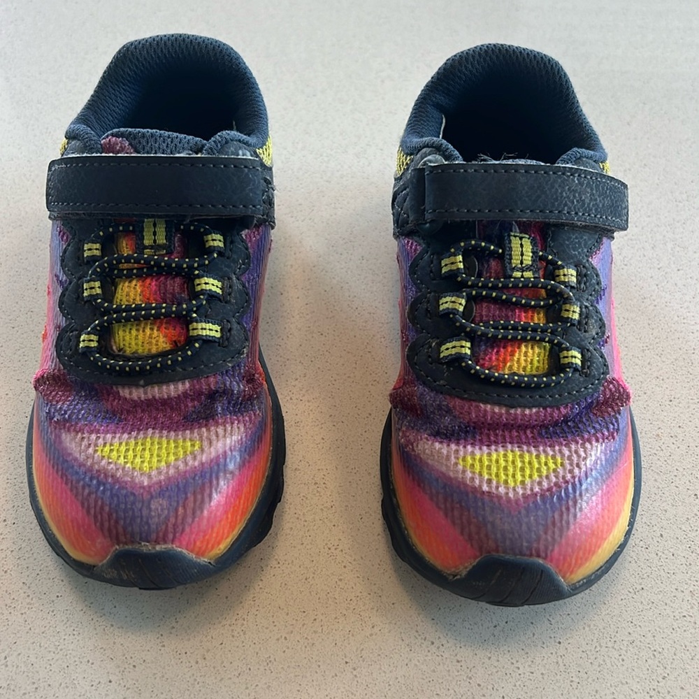 Little Kid's Nova 3 Jr size 9.5 toddler